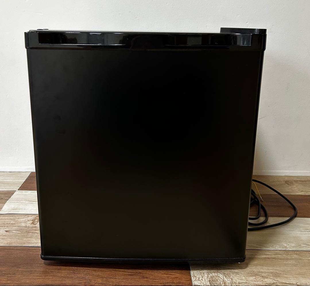 【2022年製】【動作確認済】ベルソス小型冷蔵庫　46L ブラック