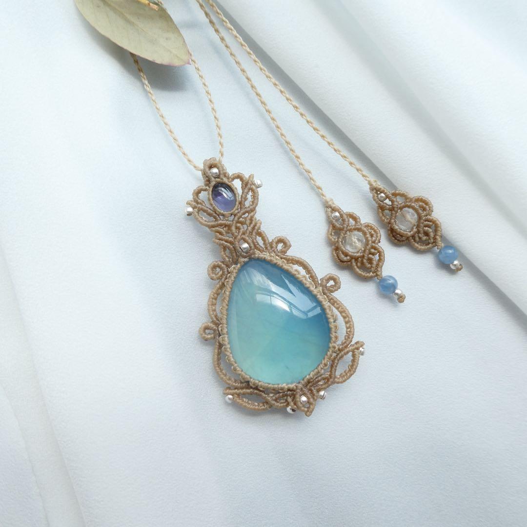 アクアマリン・アイオライトのマクラメネックレス