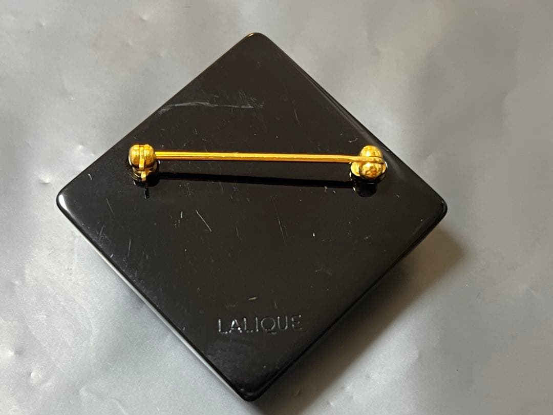 美品　ラリック　ブローチ　アレトゥーズ　女神　クリスタル　箱無し