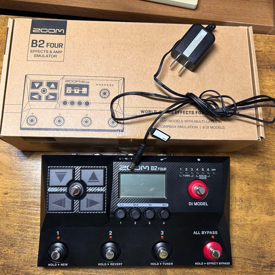 zoom B2four ベース用マルチエフェクター