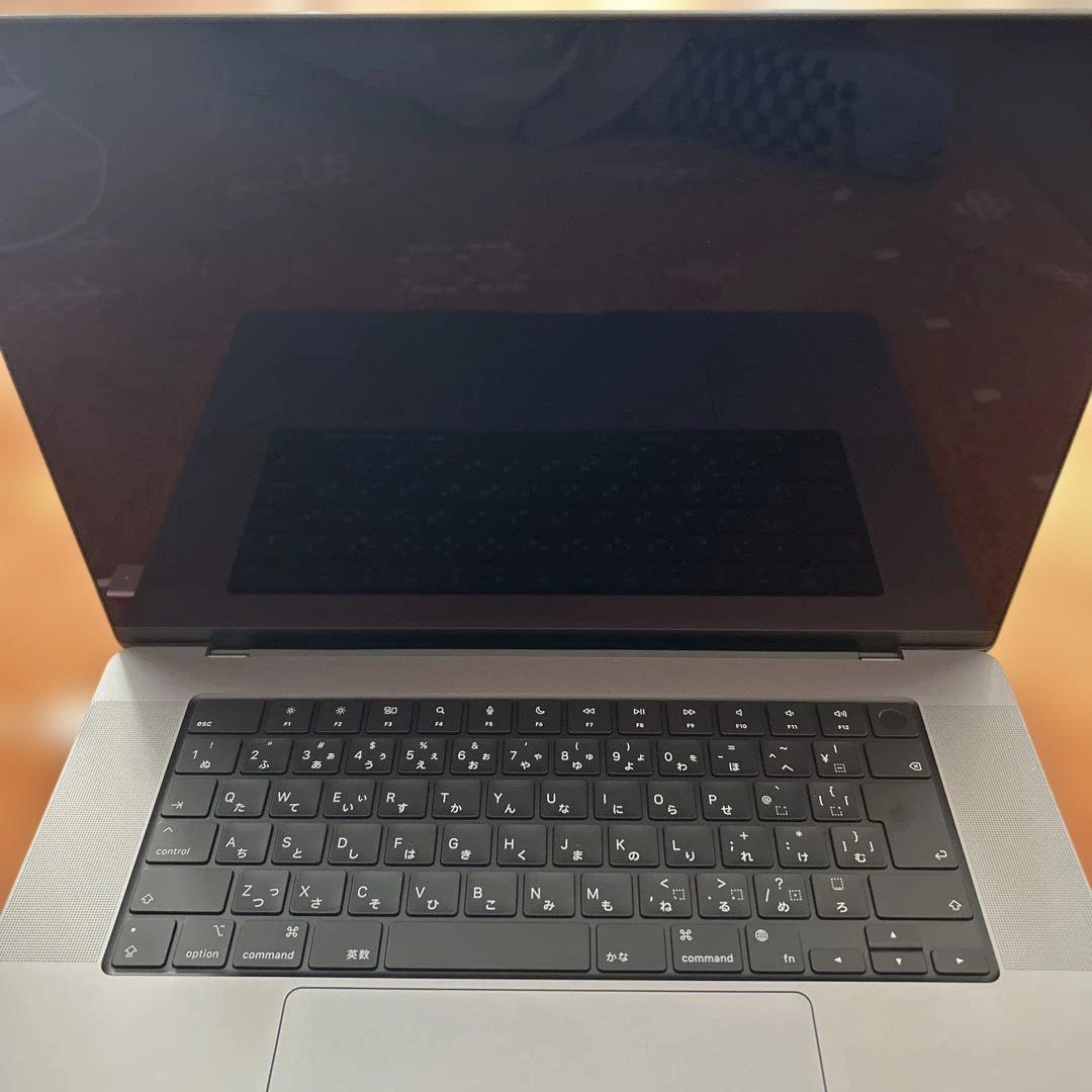 極美MacBookPro 16インチ M1 32/500GB 16コア充放電3回