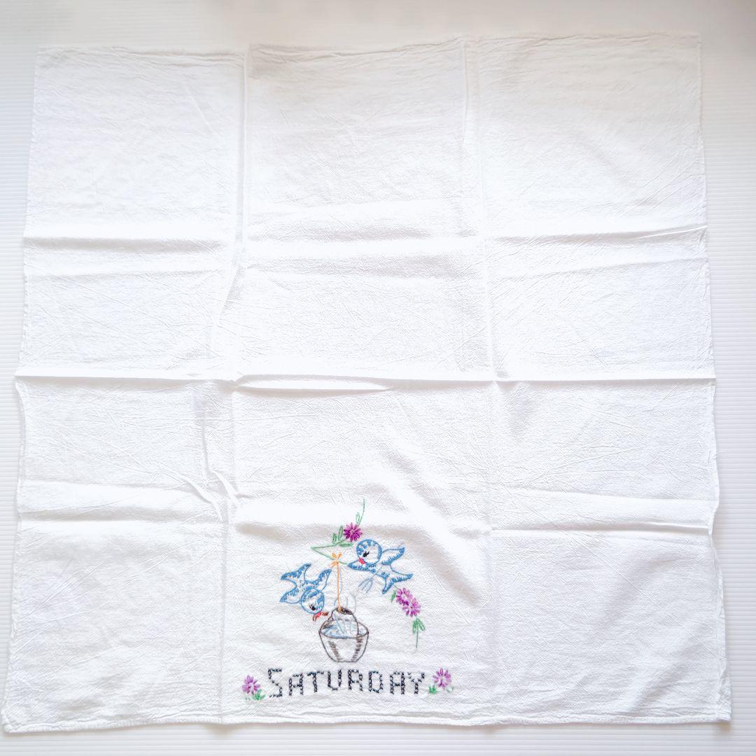 ビンテージ ウィークリークロス ブルーバード リネン 刺繍