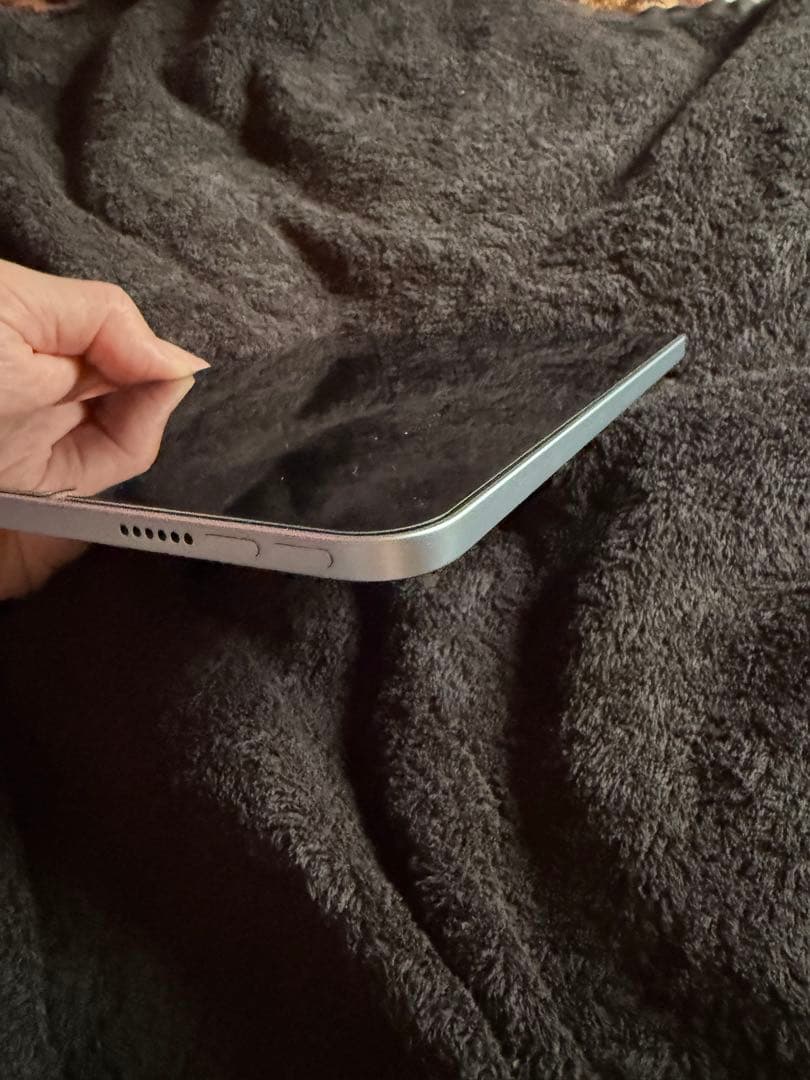 iPad mini 第7世代 A17 pro ブルー 本体 極美品 保証残有り