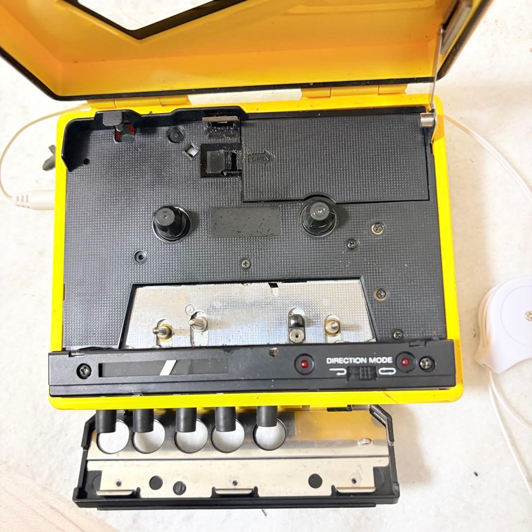 廃盤 SONY カセットウォークマン レジャーツアー WM-F75 ジャンク