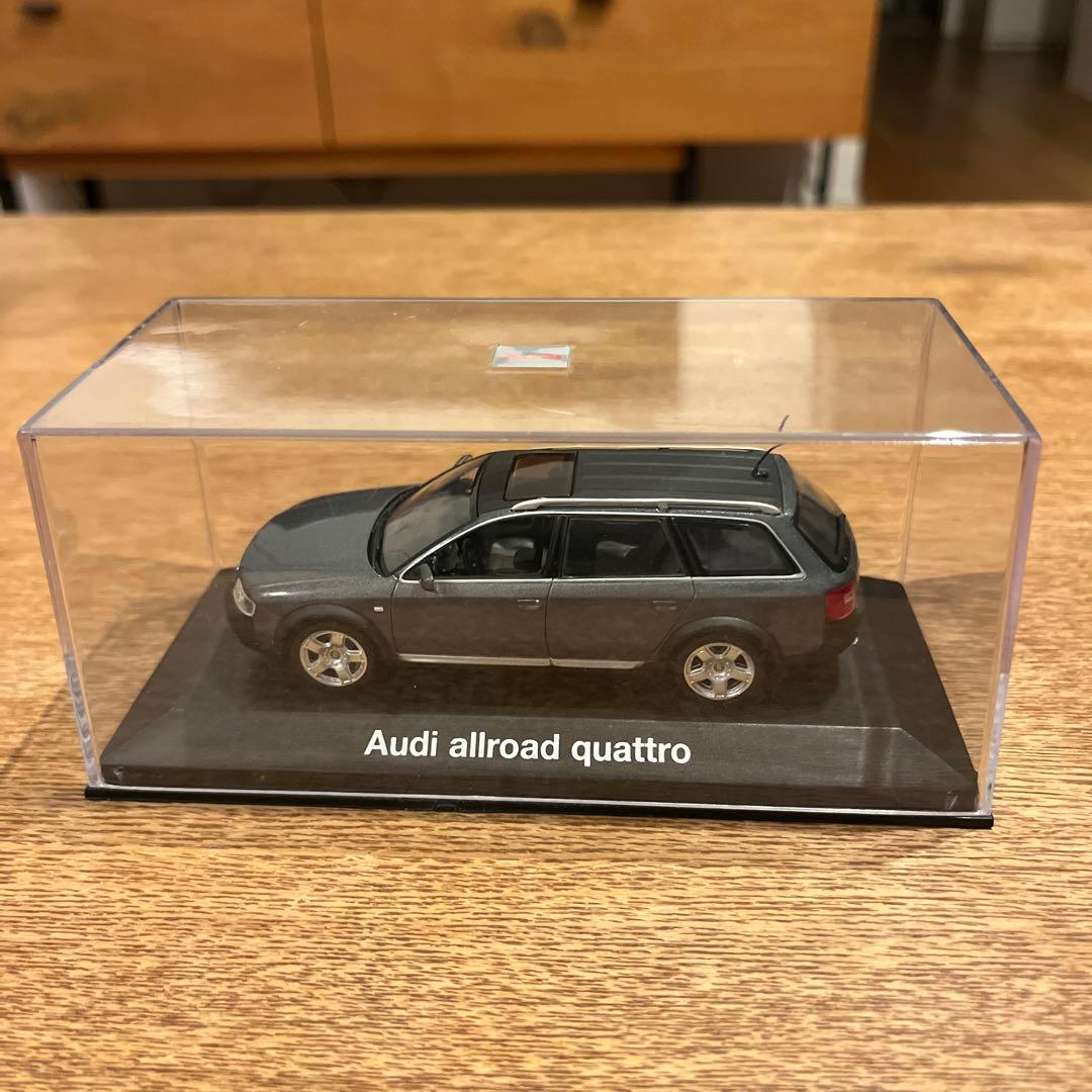 ミニカー MINICHAMPS AUDI allroad quattro 1/43