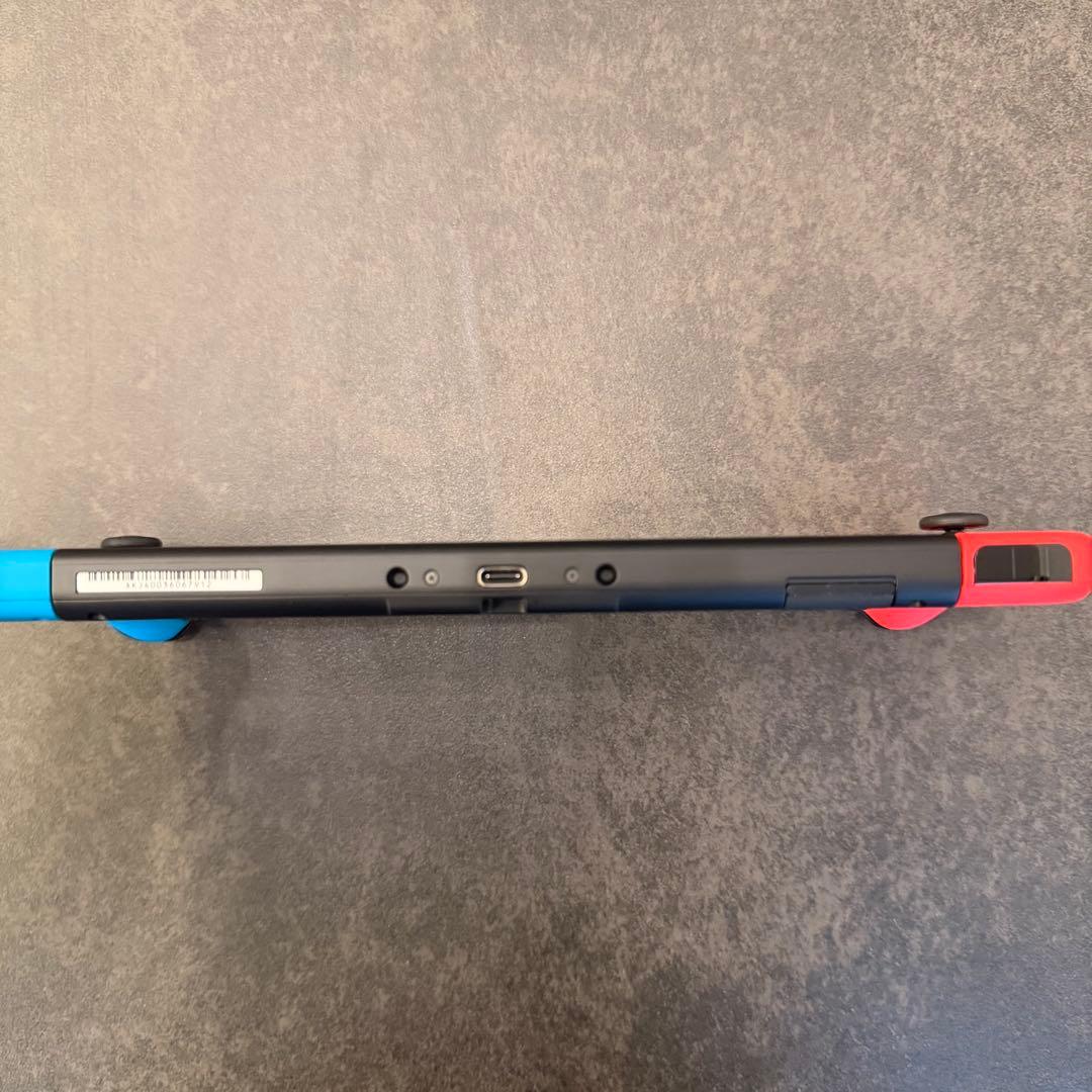 Nintendo Switch 本体ネオンブルー/ネオンレッド ジョイコン付き