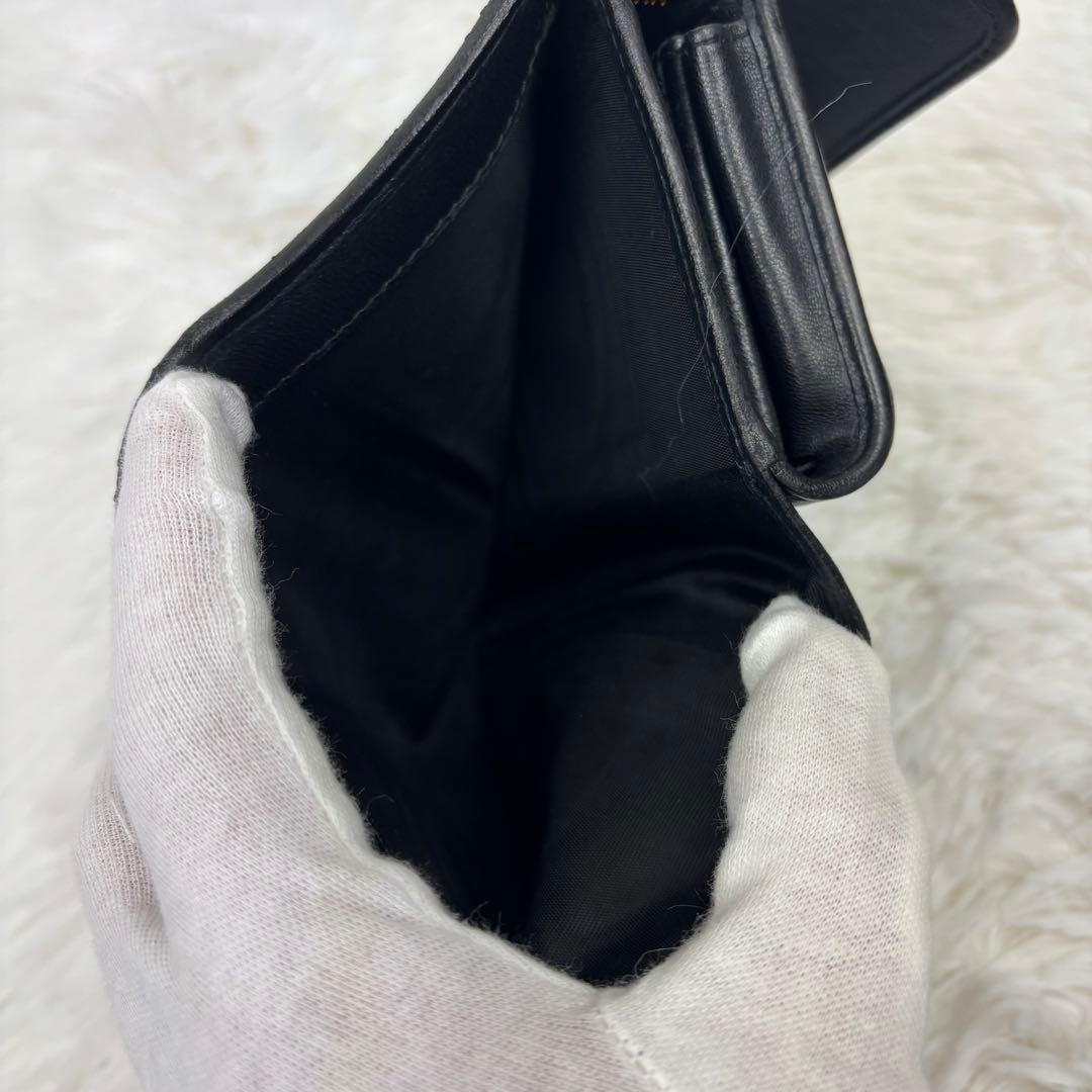 ミュウミュウ　マテラッセ　L字ファスナー　コンパクトウォレット　ブラック　金ロゴ