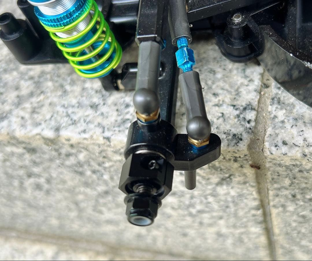 TT-01MRCコンバシャーシ+新品AE86トレノボディ