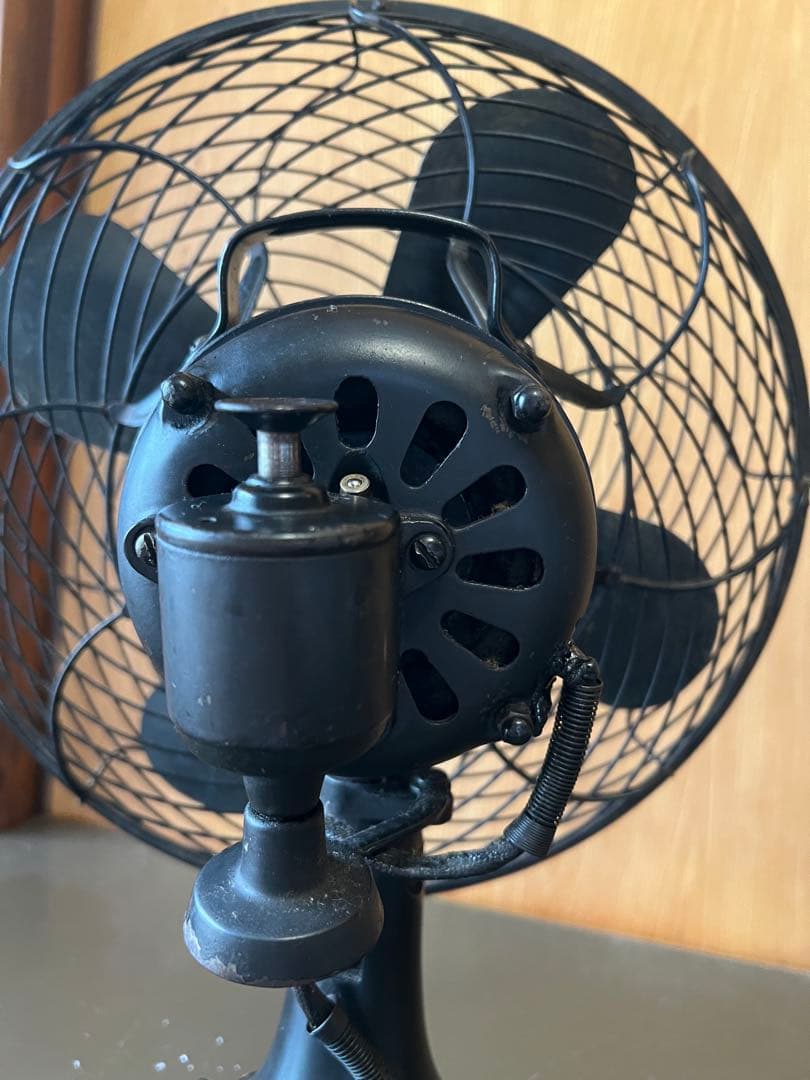 扇風機 芝浦製作所　昭和風　クラシック 黒　ヴィンテージ　レトロ