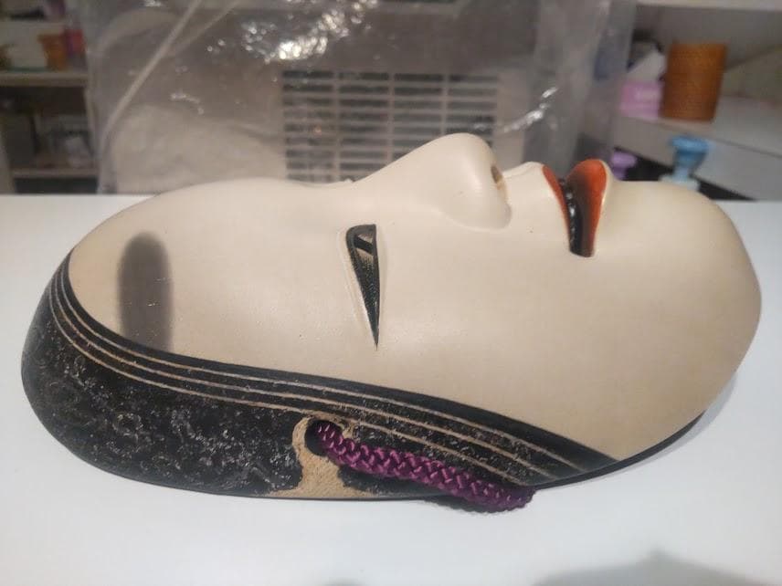 ★伝統 文化 日本 能面界 共箱 座布団 女面 小面 長沢宗春 直筆サイン入り