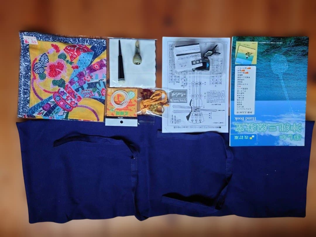 沖縄三線 ちゅら咲 初心者セット（ほぼ未使用・付属品あり）