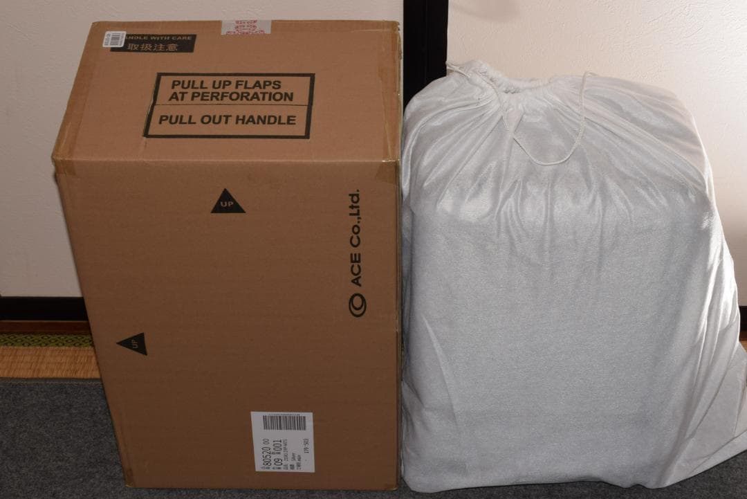 新品☆ゼロハリバートン スーツケース ZRP-W2S☆ポリカーボネイト☆シルバー