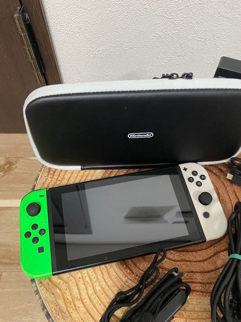 Nintendo Switch ニンテンドースイッチ本体　GRN/WHT 箱無し