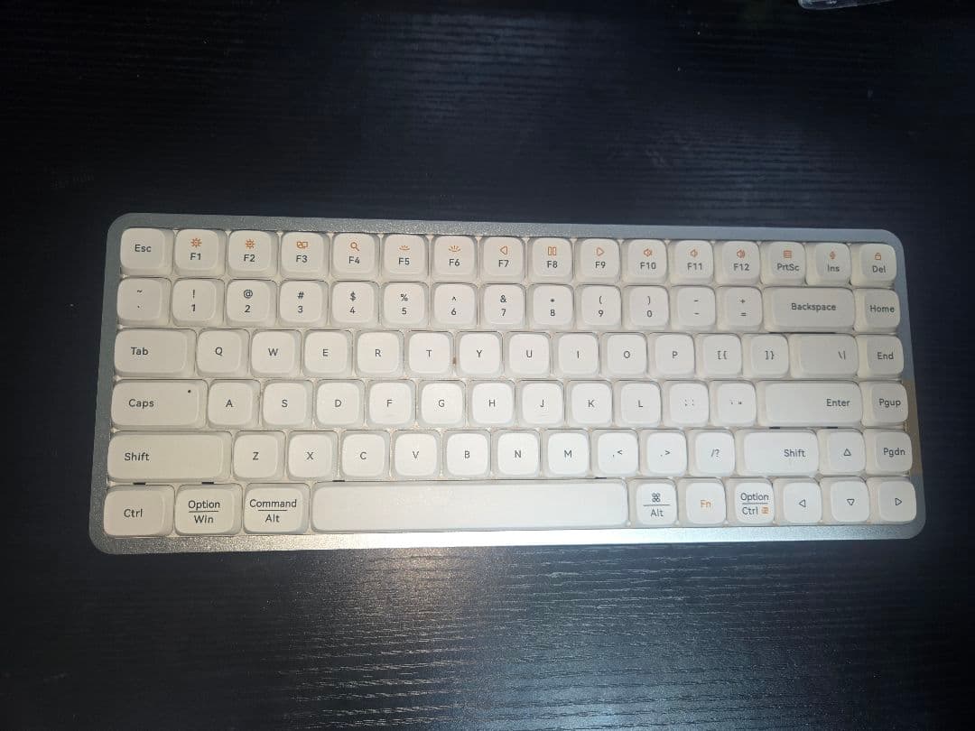 キーボード lofree flow