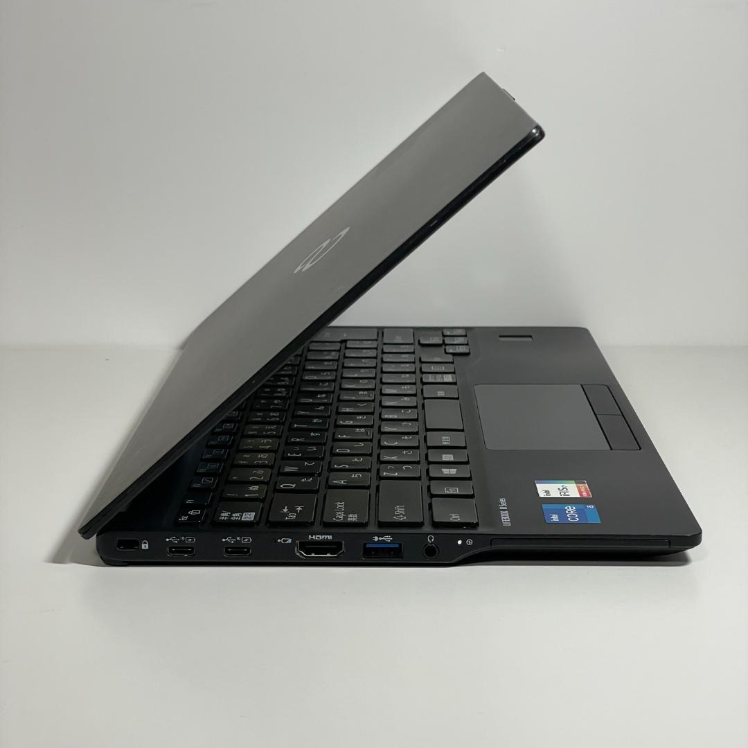 第11世代 富士通 LIFEBOOK U9311 win11 薄型軽量 SSD