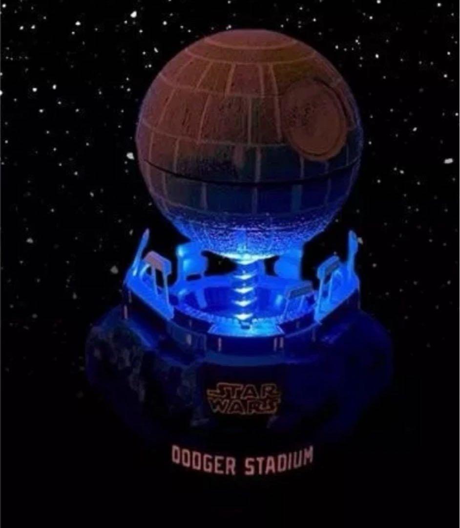 【激レア】ドジャース 球場配布 スターウォーズ ナイト デススター 2025