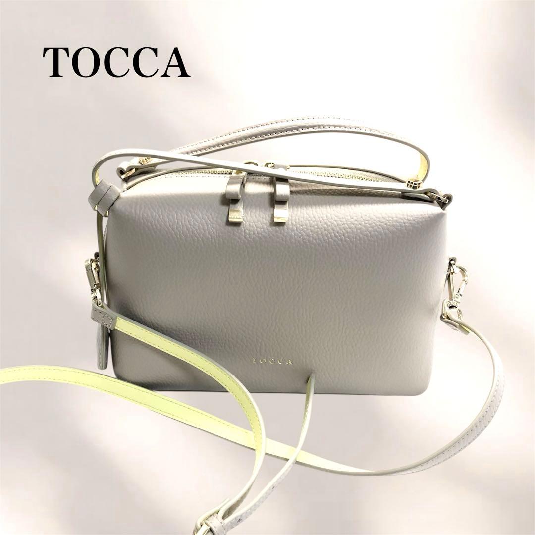 【まゆ ✨】　TOCCA ポシェットバッグ　ショルダーバッグ　グレージュ