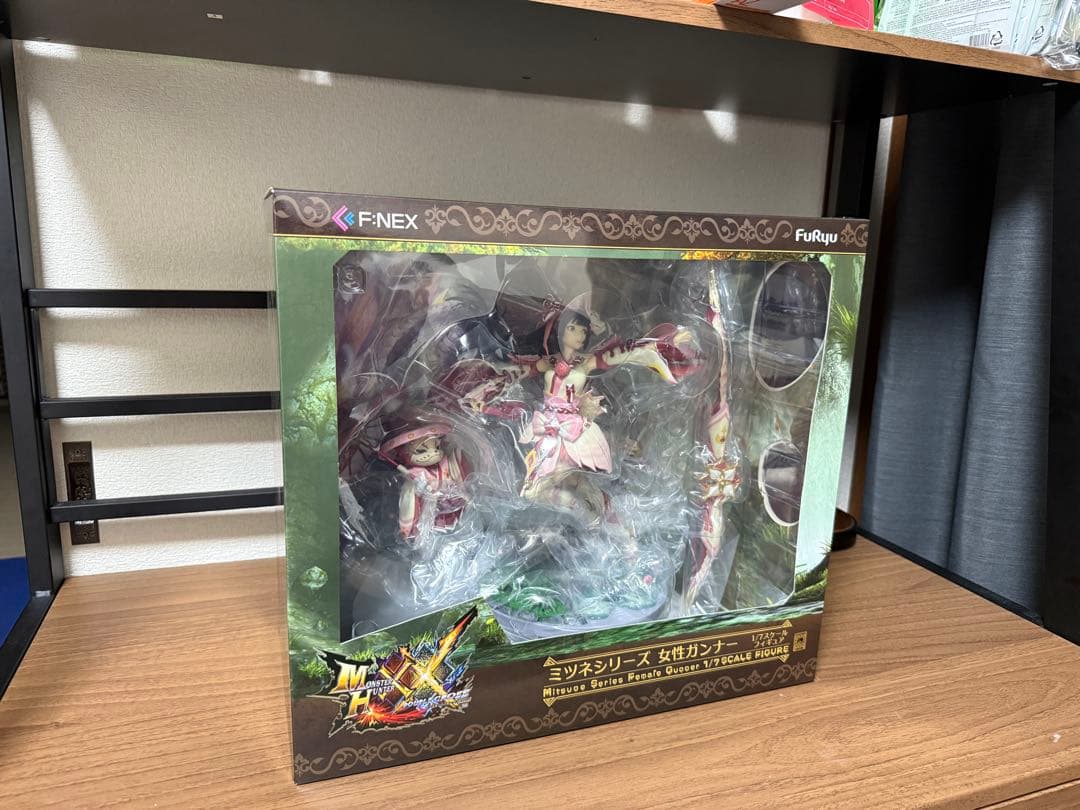 ミツネシリーズ 女性ガンナー 1/7スケールフィギュア