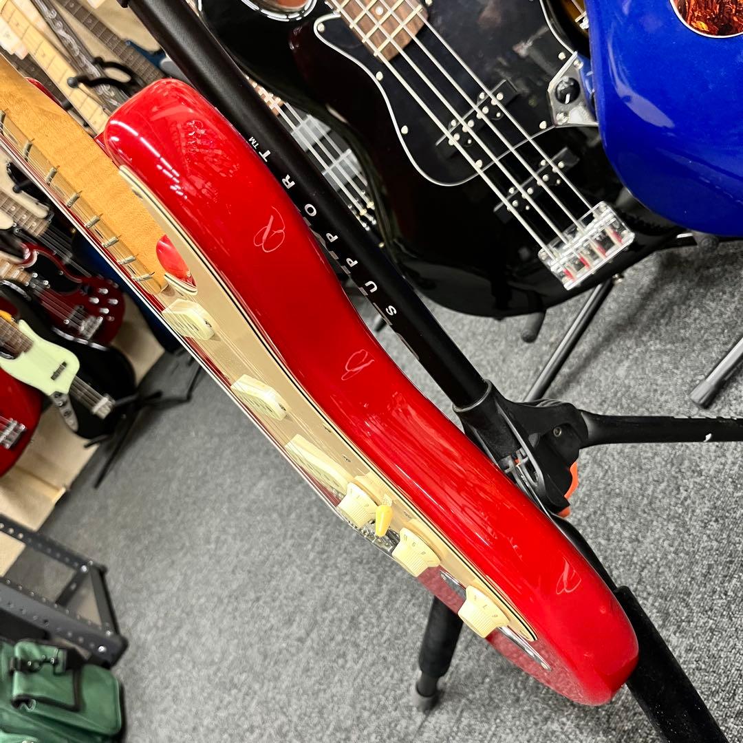 【11098】 Squier Stratocaster Red