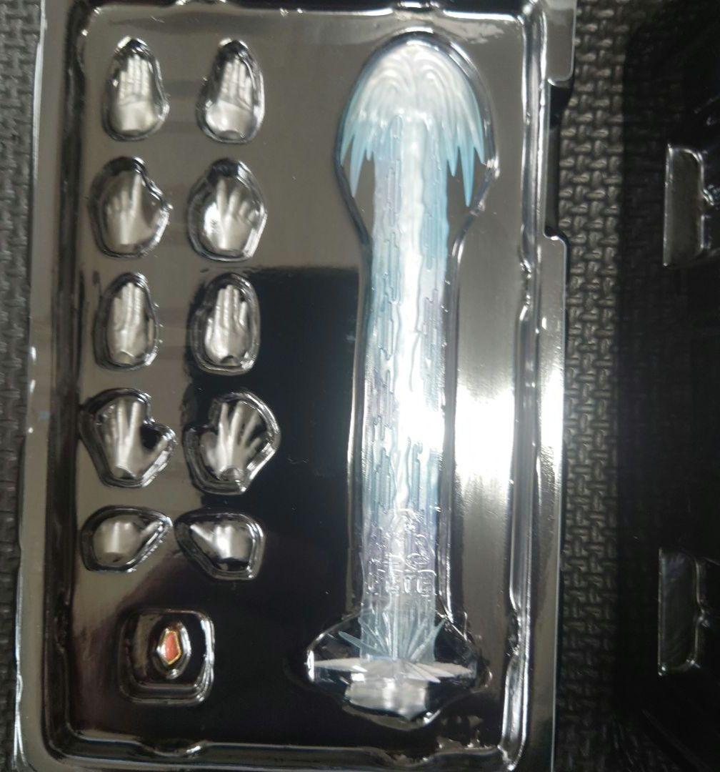 新品未使用SHFiguarts 真骨頂ウルトラマンダイナ フラッシュタイプ