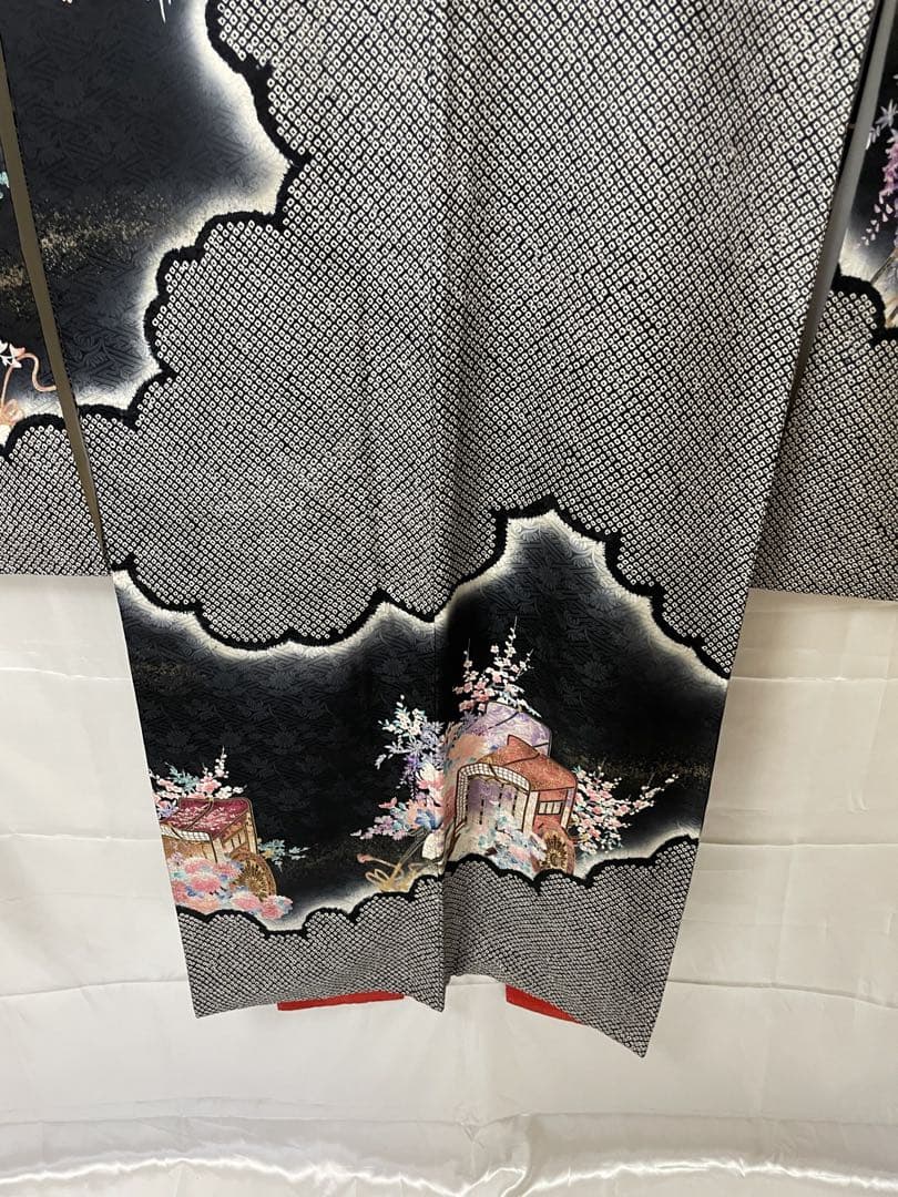 し*ん様 最終値下げ‼️早い者勝ち‼️【美品】振袖 正絹 絞り 花柄　御所車　成