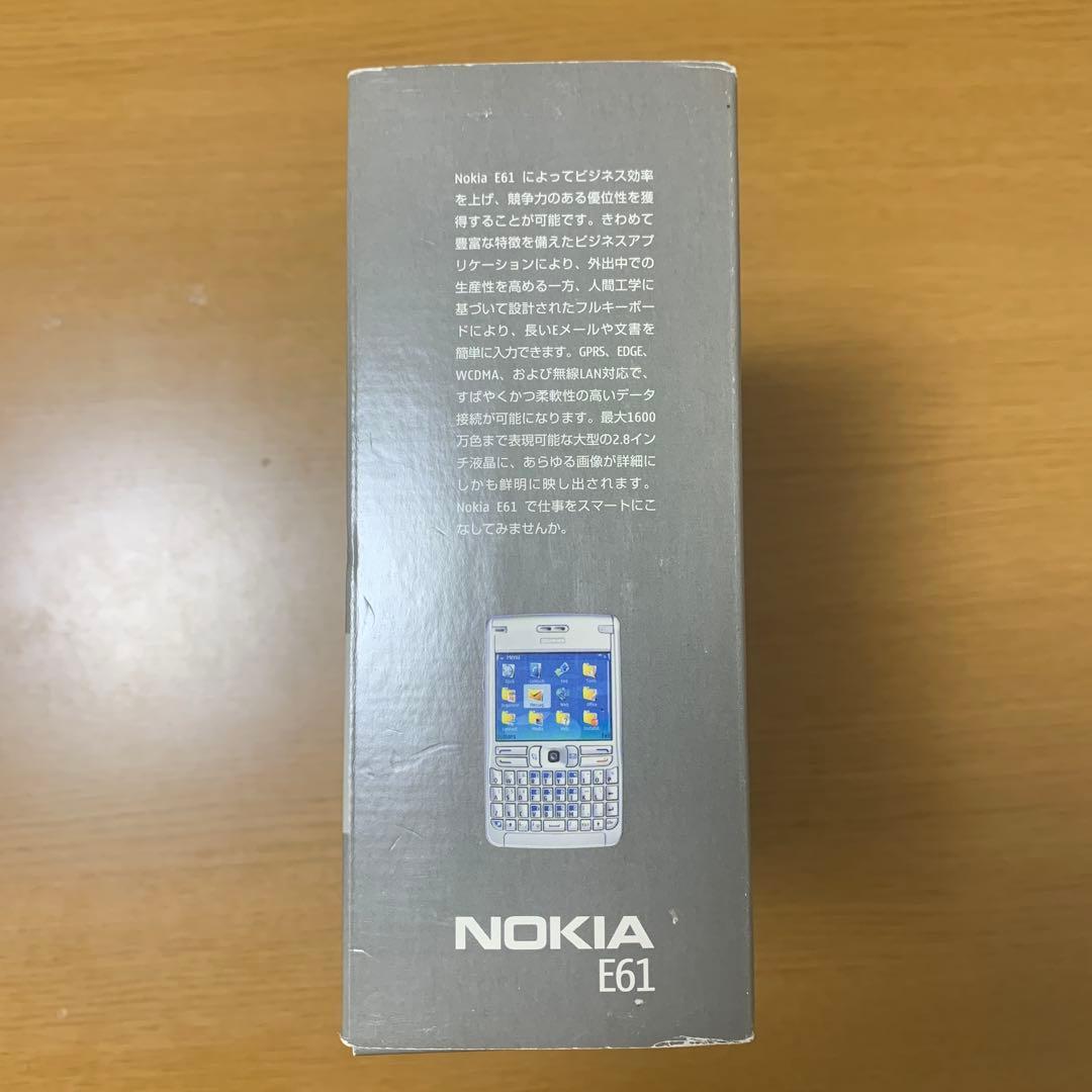 携帯電話本体 NOKIA E61
