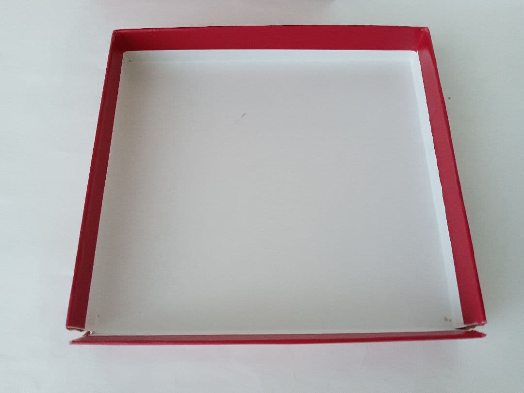 Baccaratバカラ　月と太陽の風景　9面体クリスタル置物箱入り