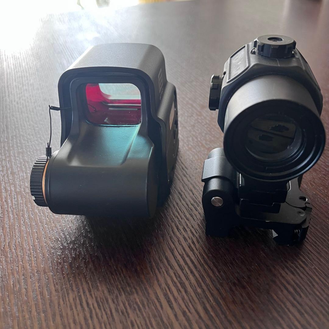 イオテックタイプ、EXPS3(558)ホロサイトとG43ブースター