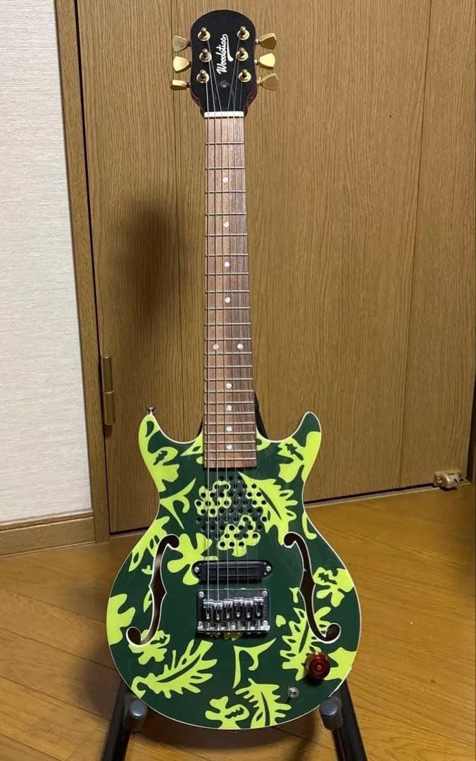 中古Woodstics ミニギター　グリーン　横山健