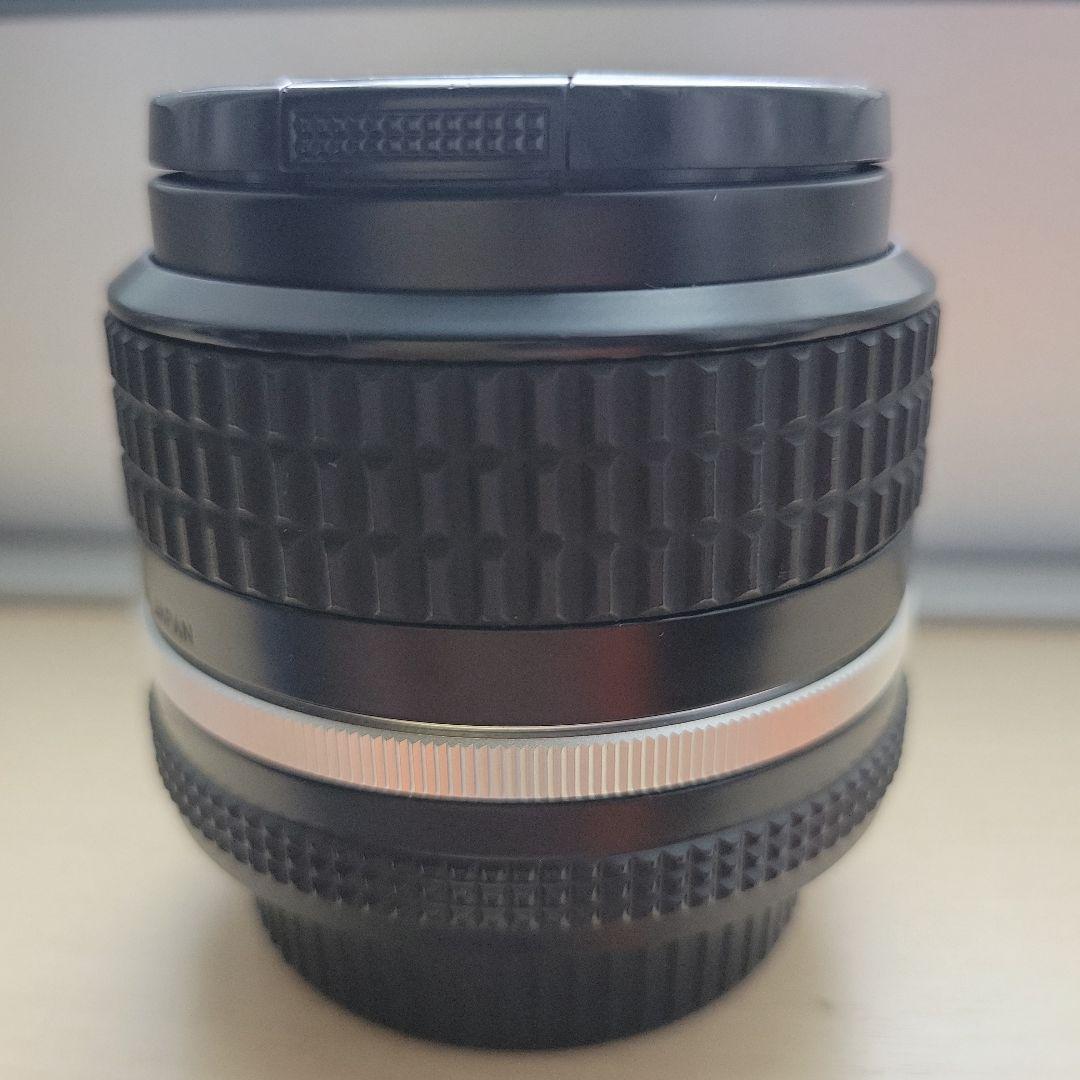 NIKKOR 24mm f/2.8 レンズ