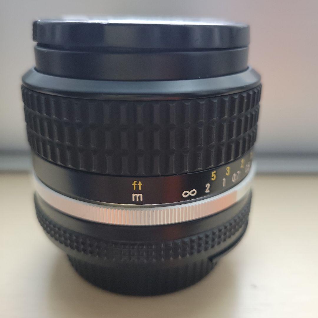 NIKKOR 24mm f/2.8 レンズ