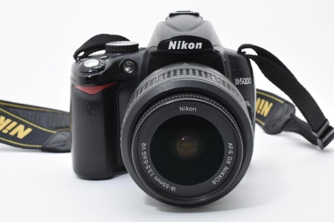 【大人気】 Nikon ニコン D5000 レンズセット デジタル一眼カメラ
