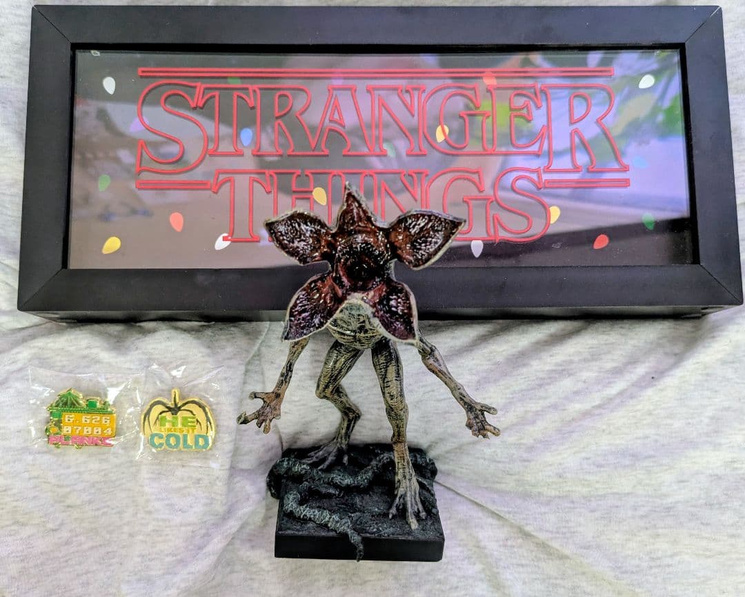 Stranger Things Demogorgon フィギュア　インテリア照明