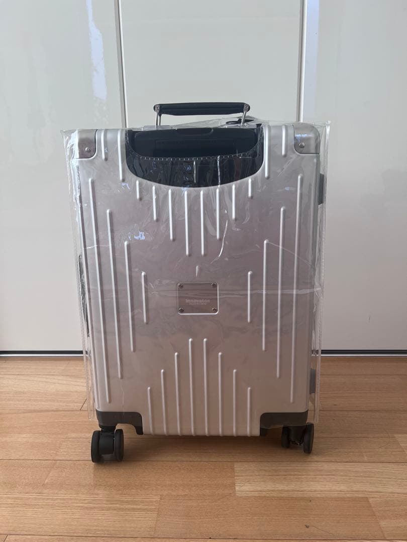 イノベーター Innovator アルミキャリーケース 36L シルバー黒