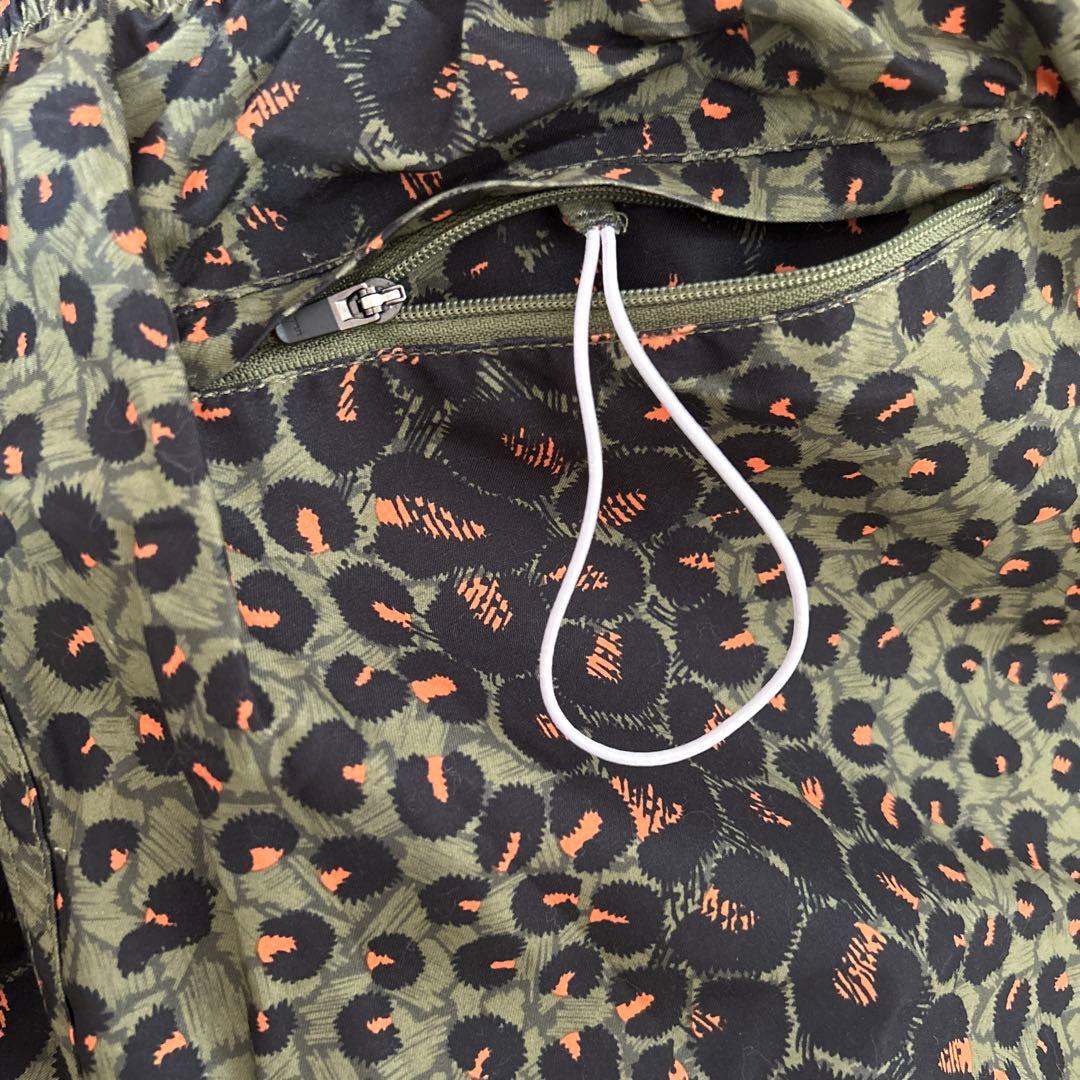 ステューシー　水着