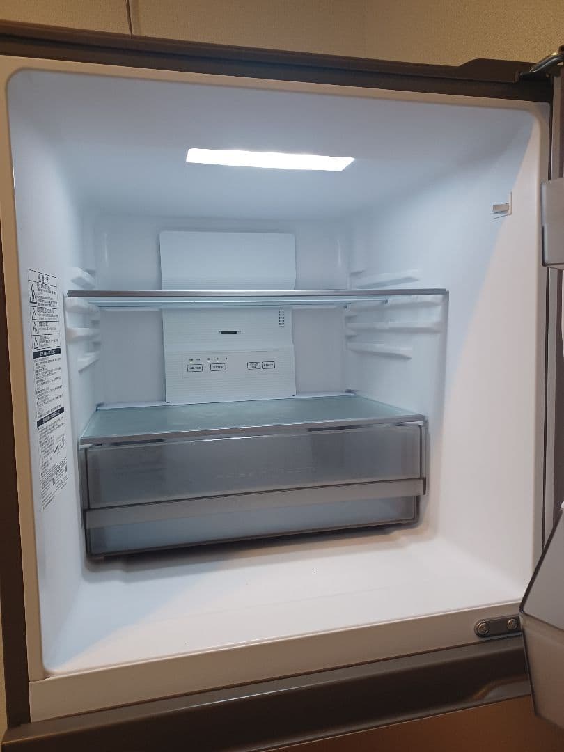 2024年製【超美品・送料込み】AQUA 冷凍冷蔵庫 AQR-26R-N 右開き