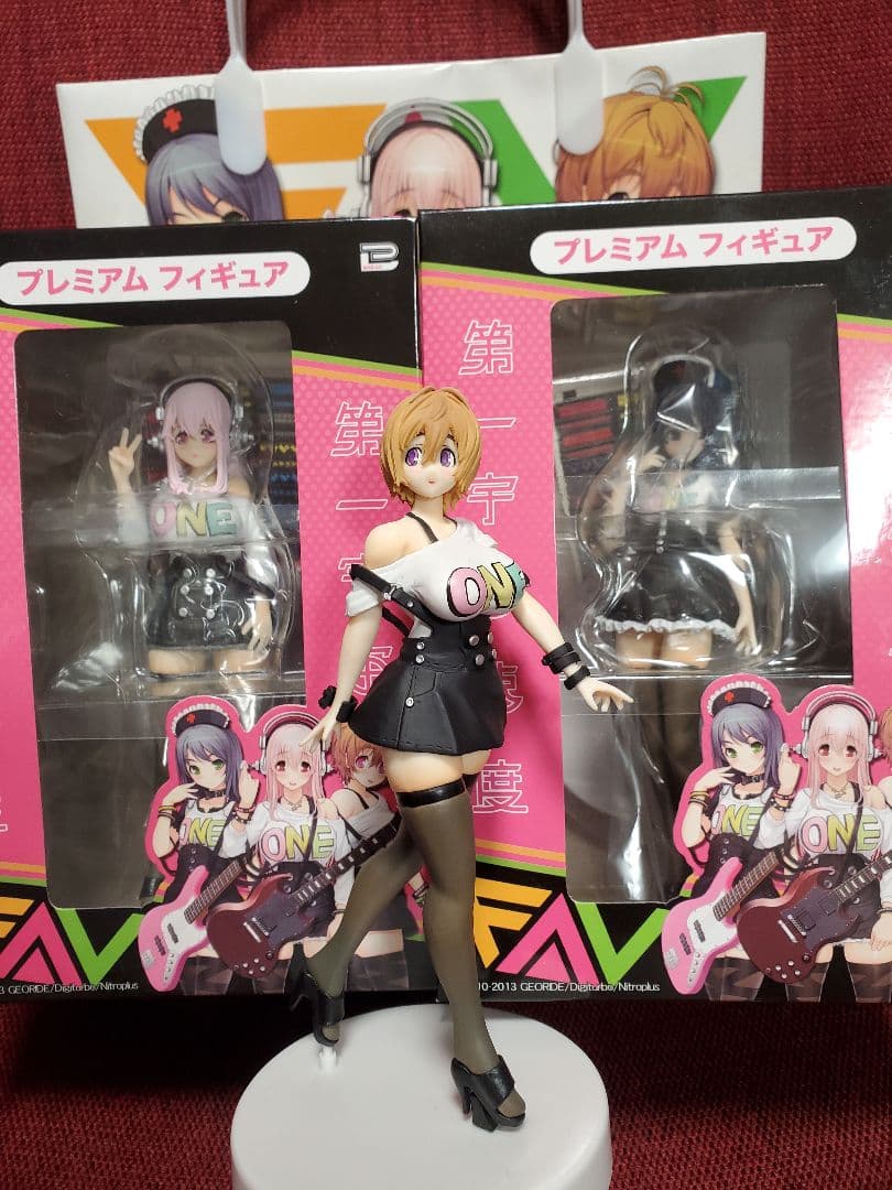 紙袋つき★第一宇宙速度プレミアムフィギュアセット