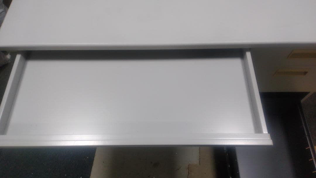 【送料込み】事務机オフィスデスク120鍵付き