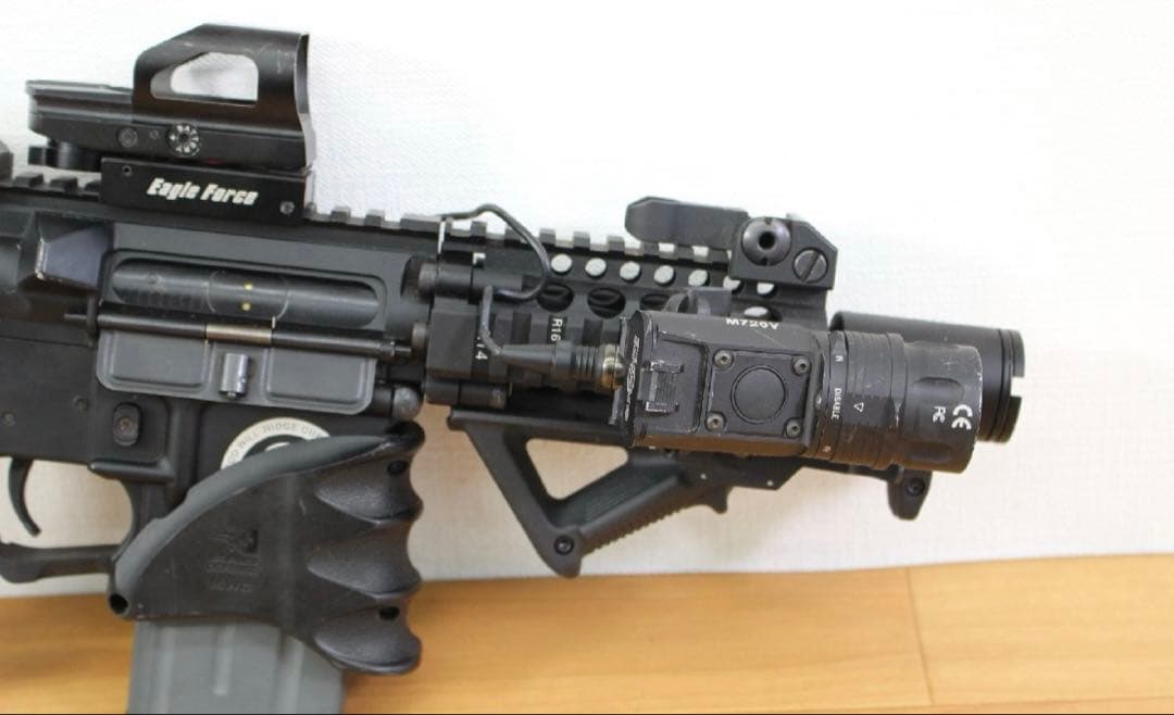 シュアファイア　M720V フラッシュライト