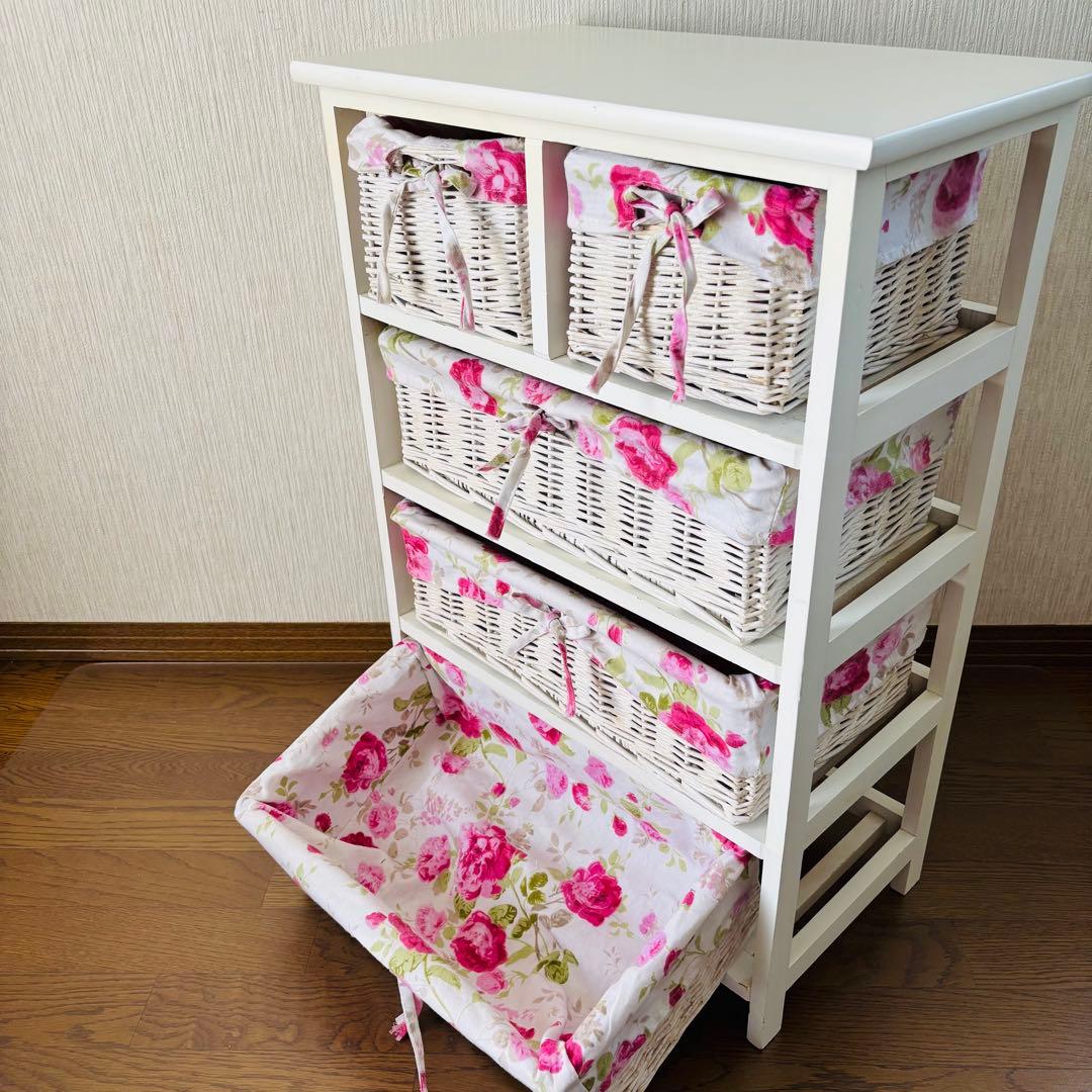 花柄バスケット付き収納ラック 4段 ホワイト 籐ラタン チェスト 北欧 送料込み
