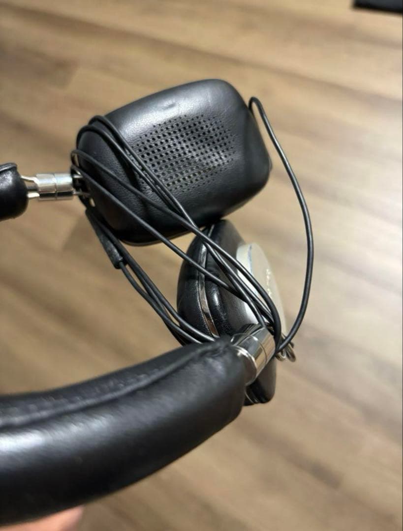 BROWERS & WILKINS ヘッドホン