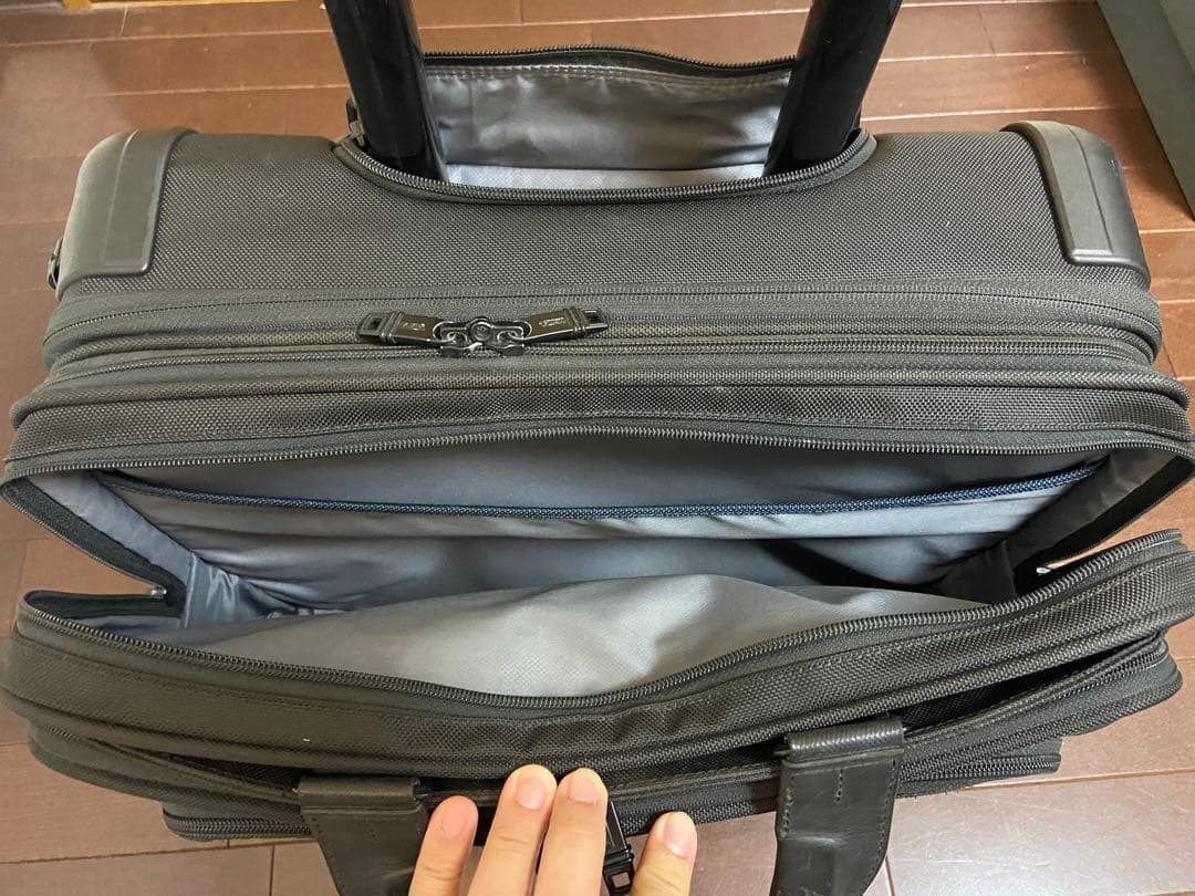 TUMI 26627D2 4輪キャリー