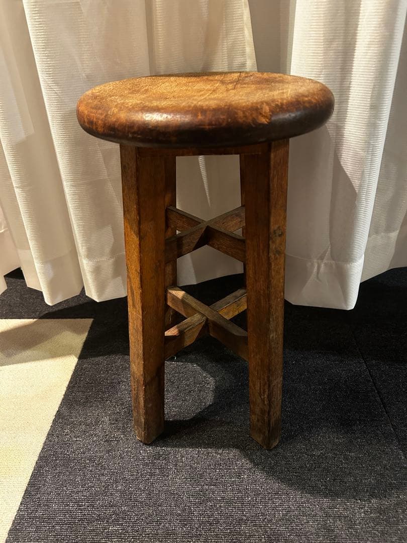 木製スツール　昭和レトロ　丸椅子　レトロな椅子　ヴィンテージ