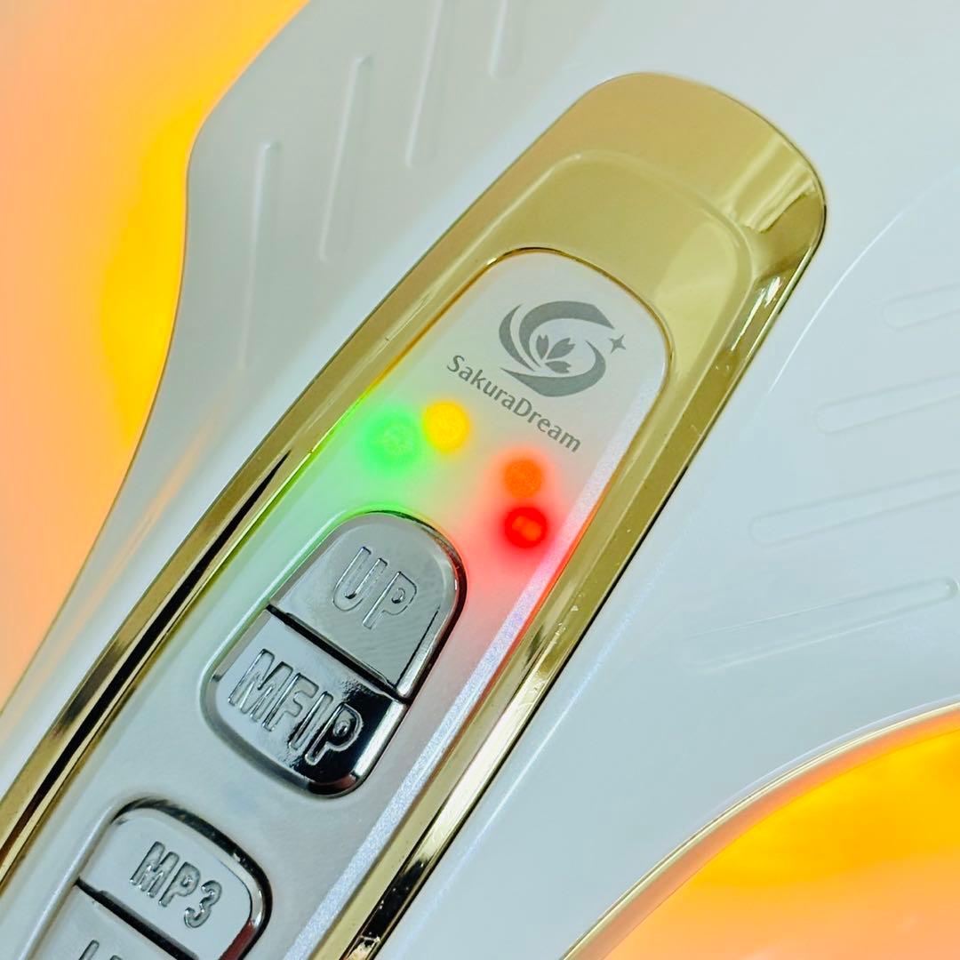 ドクターアリーヴォ ゴーストプレミアム 美顔器 Dr.arrivo