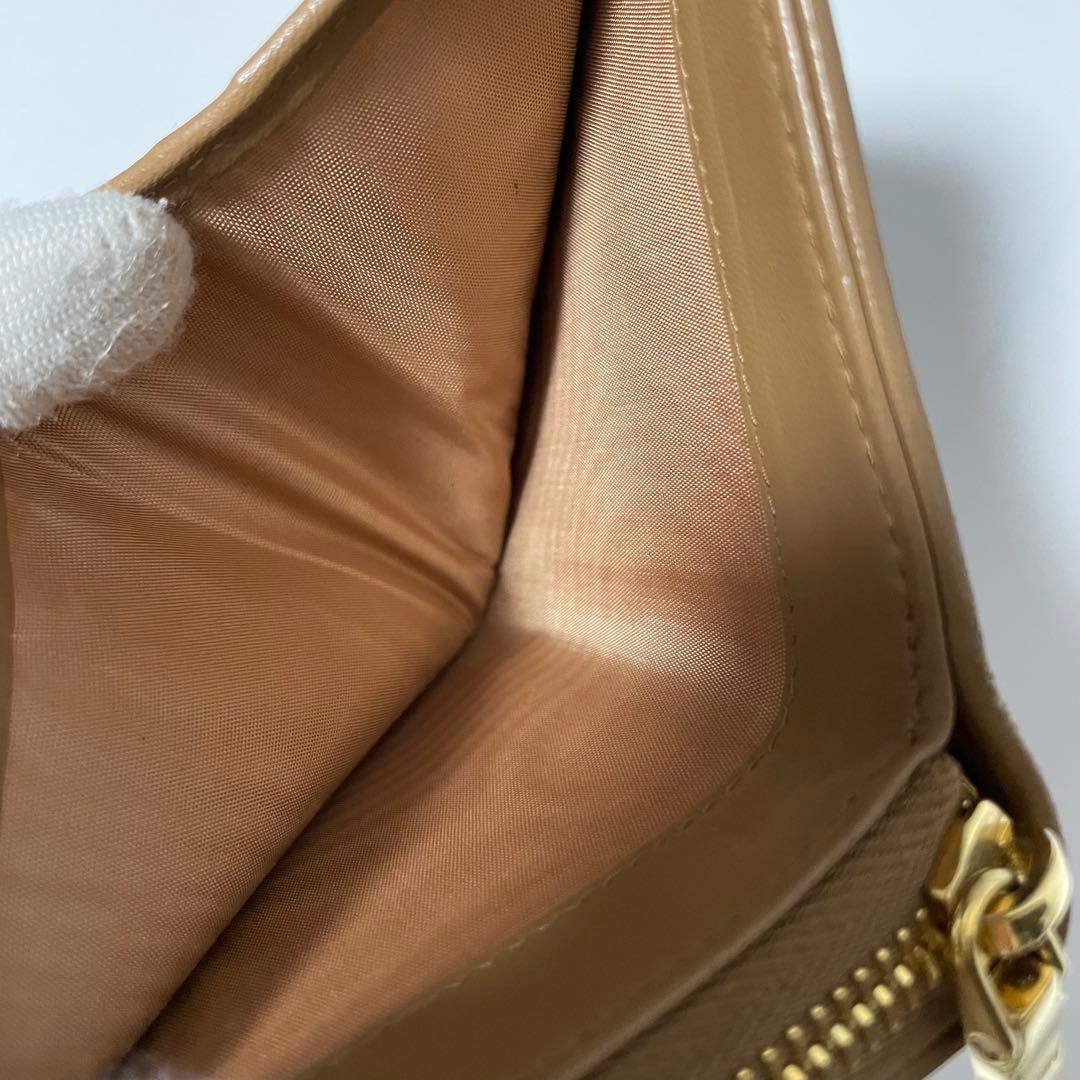 ✨未使用に近い✨　MIUMIU マテラッセル　折り財布　　茶　レザー　ICタグ