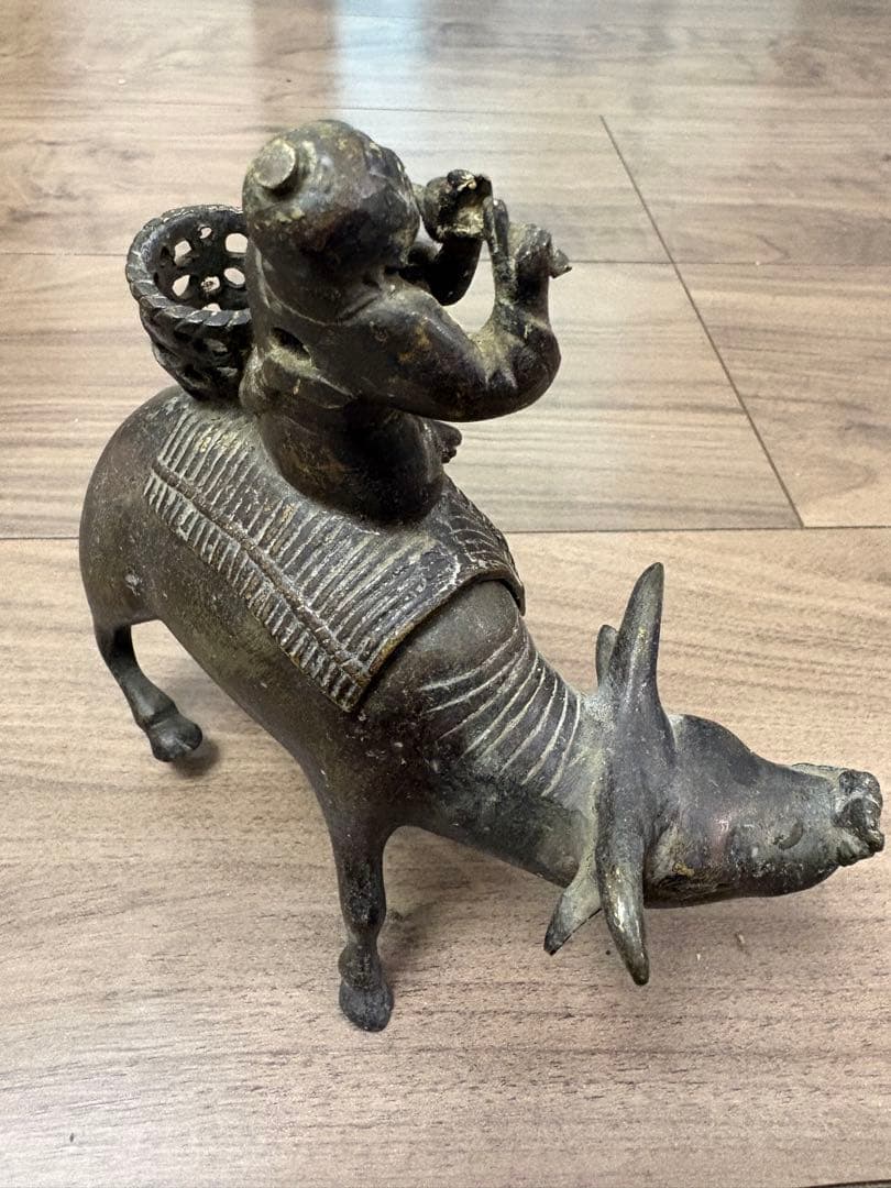牛 翁 置物 香炉 牛に乗った翁 金属工芸 飾り 置物 骨董 古銅製