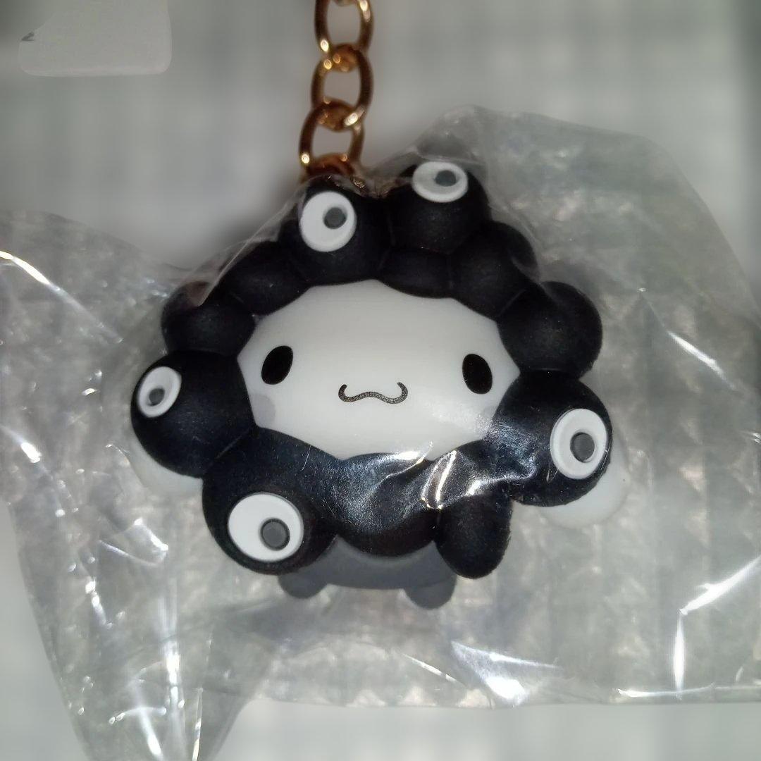 V*y様 ラス1 新品未使用　サンリオ 黒ミャクミャク なりきりキーホルダー コ