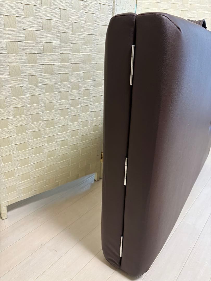 エステベッド　マッサージベッド　【ビューティーガレージ】