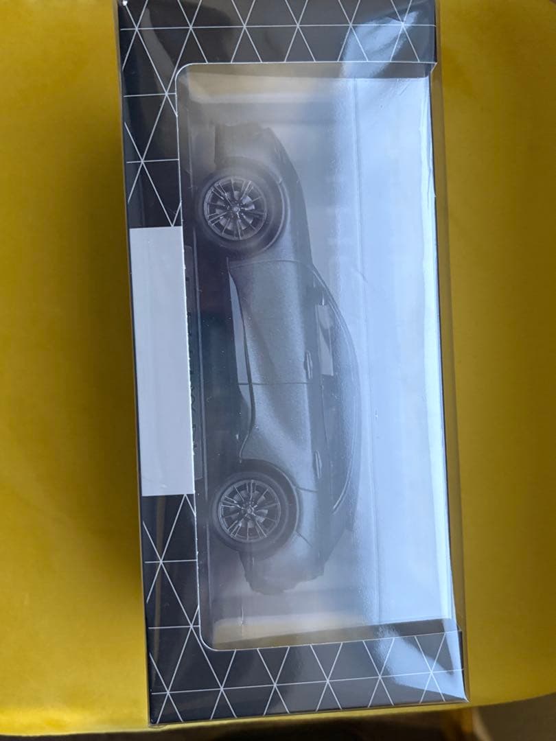 1/30 ミニカー トヨタ クラウン スポーツ マットメタル