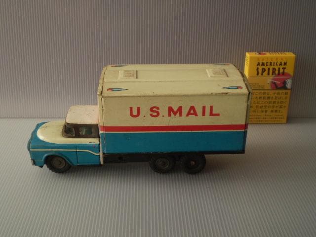 アメリカビンテージ ブリキ ミニカー US MAIL 。JunkCars。
